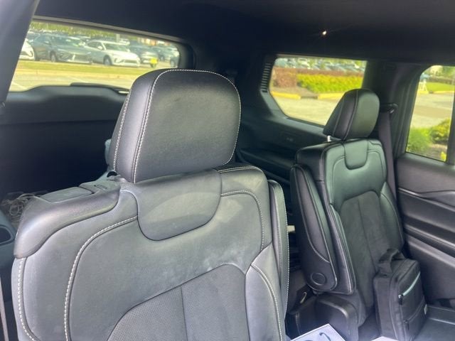 2023 Jeep Grand Cherokee L Altitude 4x2