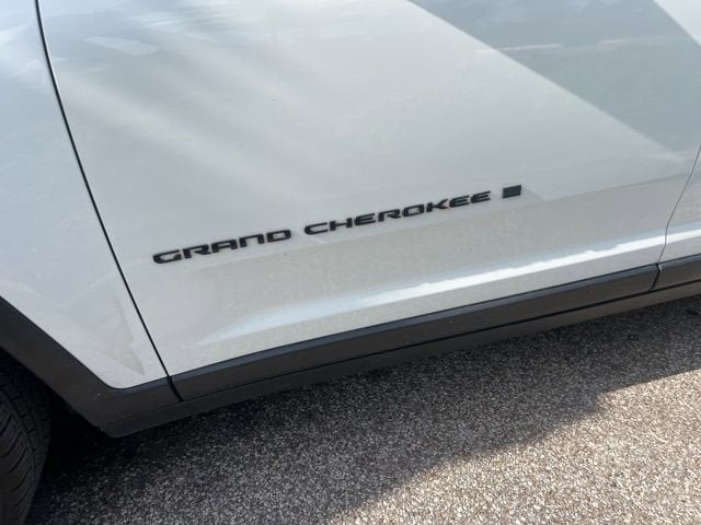 2023 Jeep Grand Cherokee L Altitude 4x2