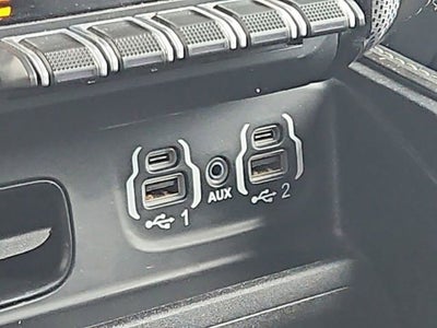 2020 RAM 1500 Limited Crew Cab 4x4 5'7" Box