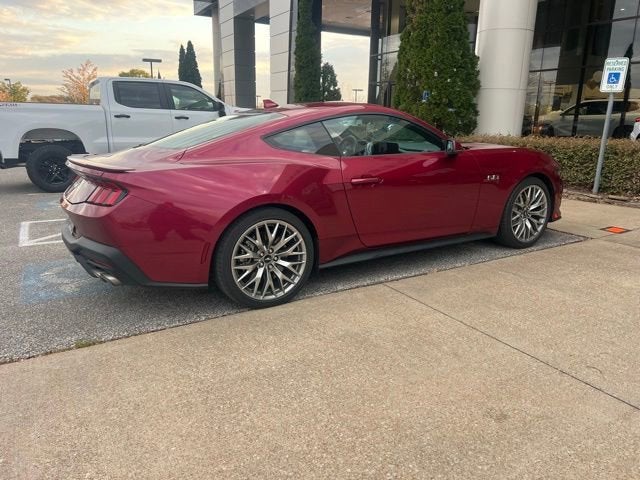 2025 Ford Mustang GT Premium Fastback