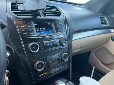 2017 Ford Explorer Base