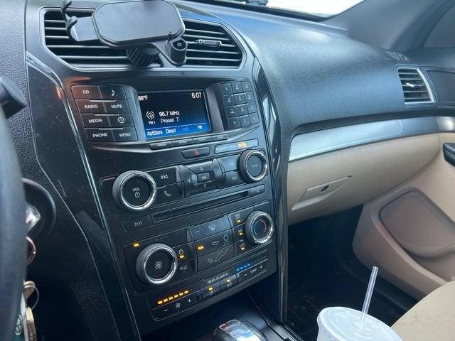 2017 Ford Explorer Base