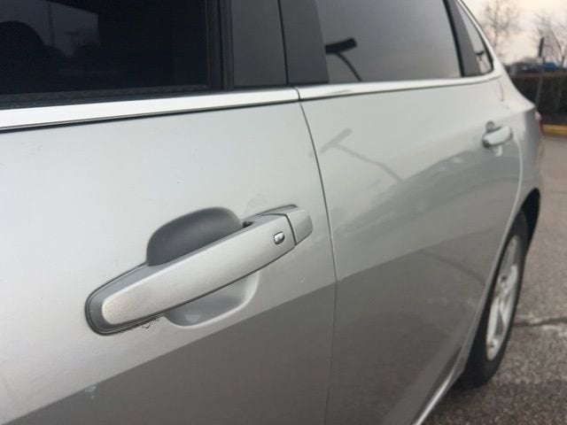 2017 Chevrolet Malibu LS