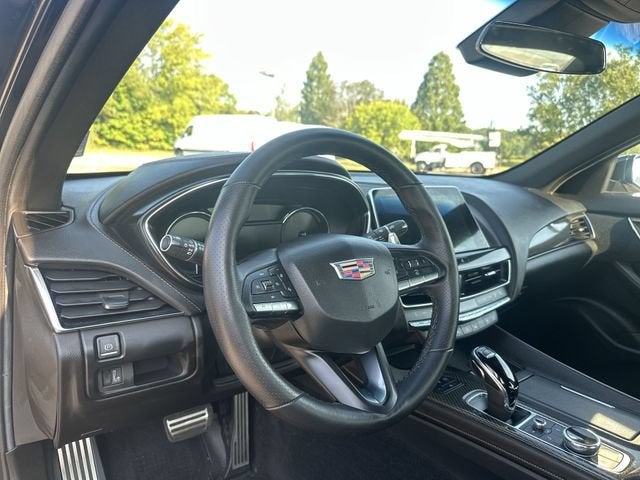 2022 Cadillac CT5 Sport