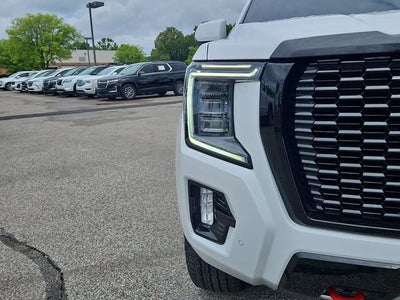 2023 GMC Yukon XL AT4