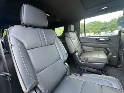 2025 Chevrolet Suburban RST