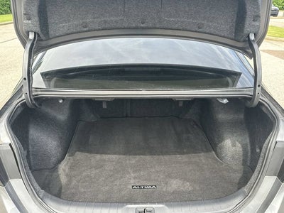 2024 Nissan Altima SR FWD