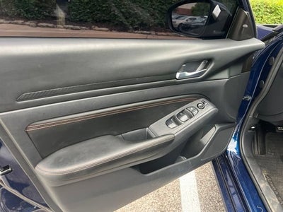 2022 Nissan Altima SR FWD