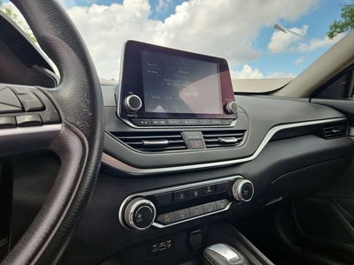 2022 Nissan Altima SV FWD