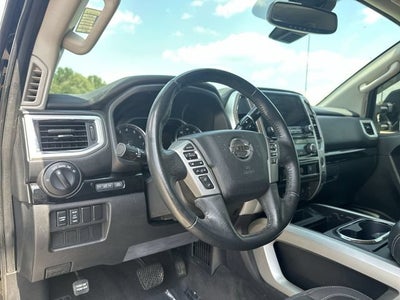 2021 Nissan TITAN Crew Cab SV 4x2