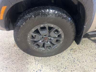 2023 Nissan Frontier Crew Cab PRO-4X 4x4