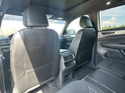 2024 Volkswagen Atlas Cross Sport 2.0T SE w/Technology
