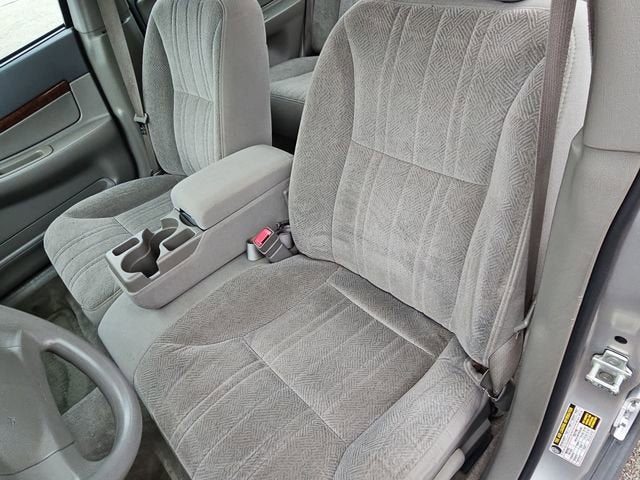 2005 Chevrolet Impala Base