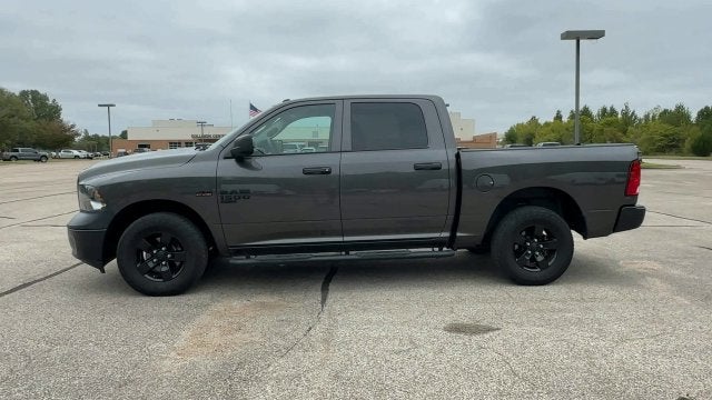2022 RAM 1500 Classic Tradesman Crew Cab 4x4 5'7" Box
