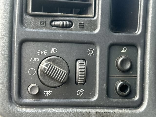 2006 Chevrolet Avalanche LS
