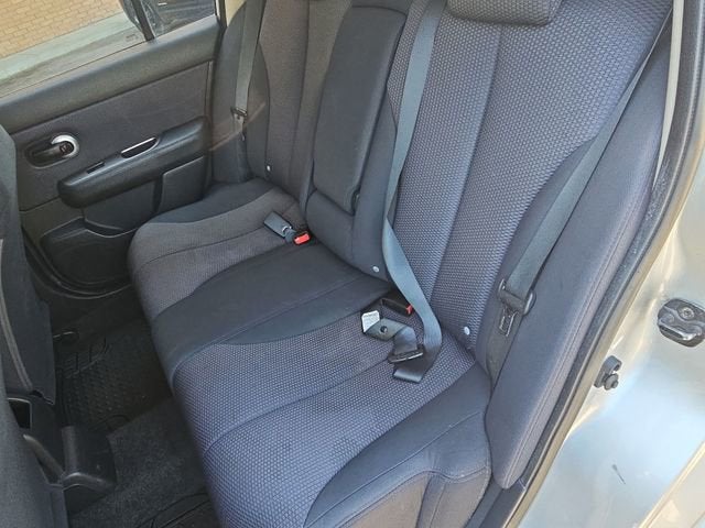2008 Nissan Versa 1.8 SL