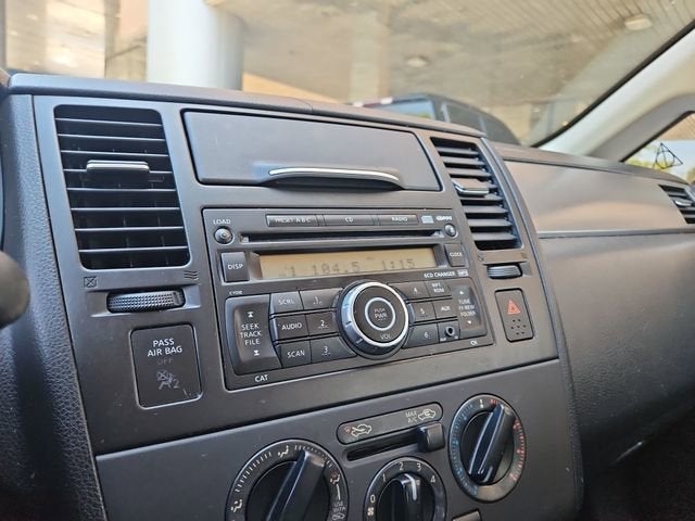 2008 Nissan Versa 1.8 SL