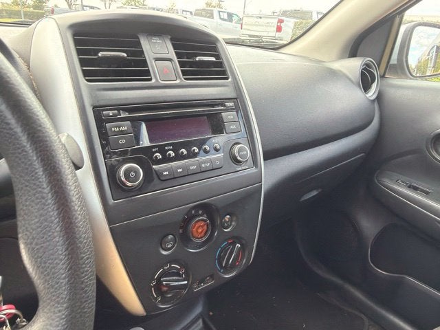 2016 Nissan Versa 1.6 SV