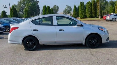 2019 Nissan Versa Sedan S Plus