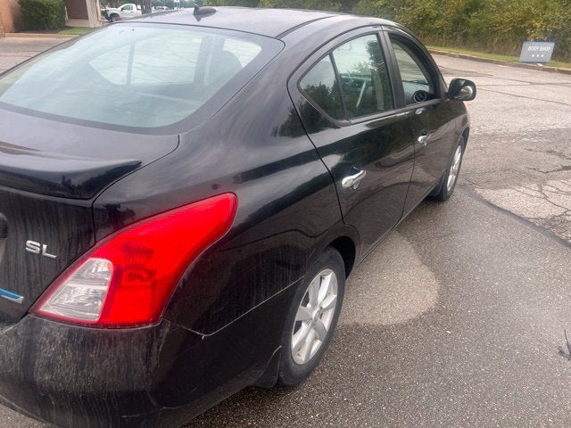 2013 Nissan Versa 1.6 SL