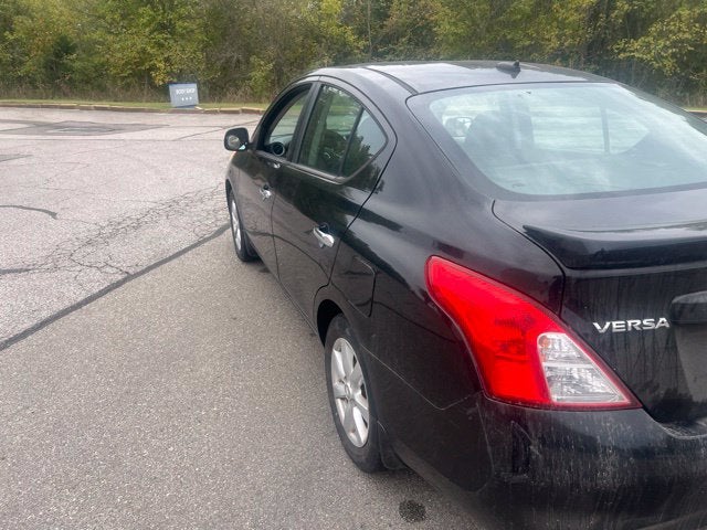 2013 Nissan Versa 1.6 SL