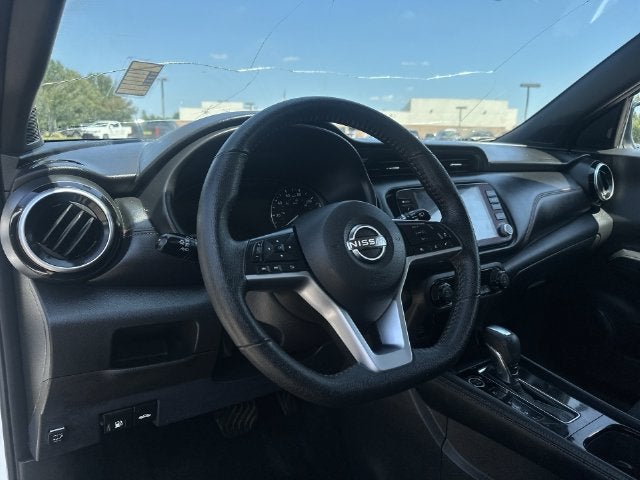 2022 Nissan Kicks SR Xtronic CVT