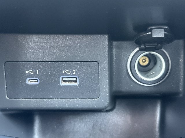 2022 Nissan Kicks SR Xtronic CVT