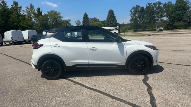 2022 Nissan Kicks SR Xtronic CVT