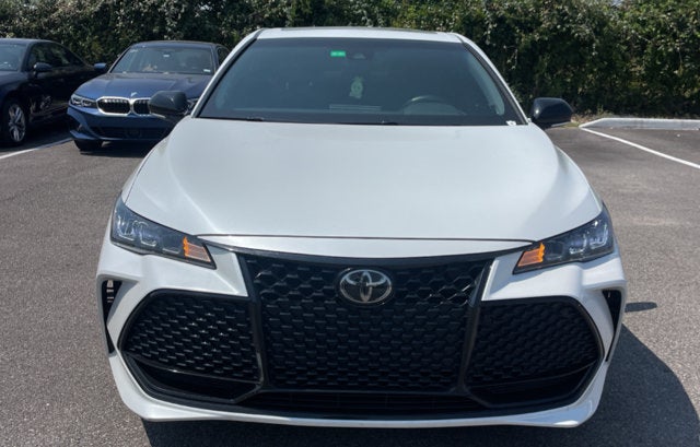 2019 Toyota Avalon XLE