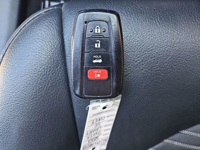 2022 Toyota Camry SE AWD