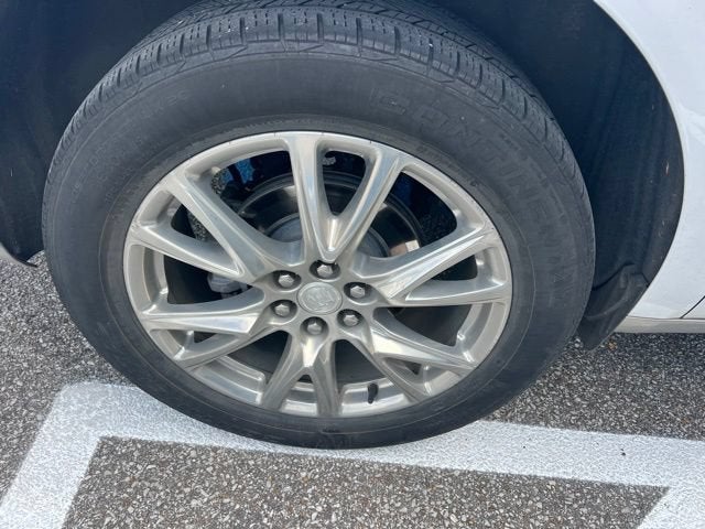 2022 Buick Enclave Essence