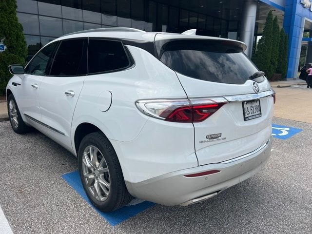 2022 Buick Enclave Essence