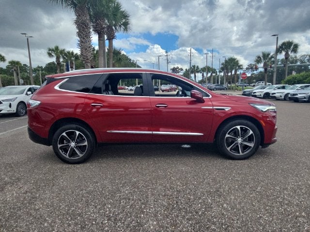 2022 Buick Enclave Essence