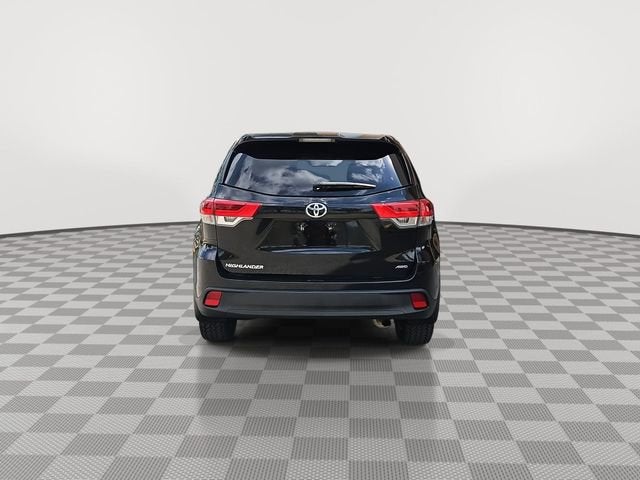 2019 Toyota Highlander LE