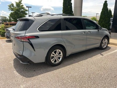 2023 Toyota Sienna XSE