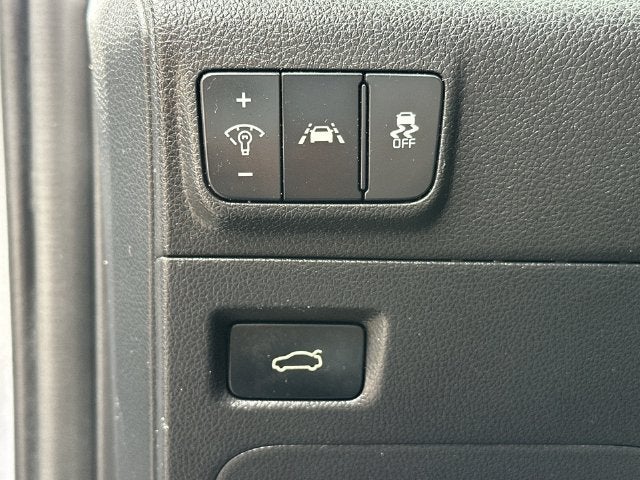 2023 Kia K5 EX