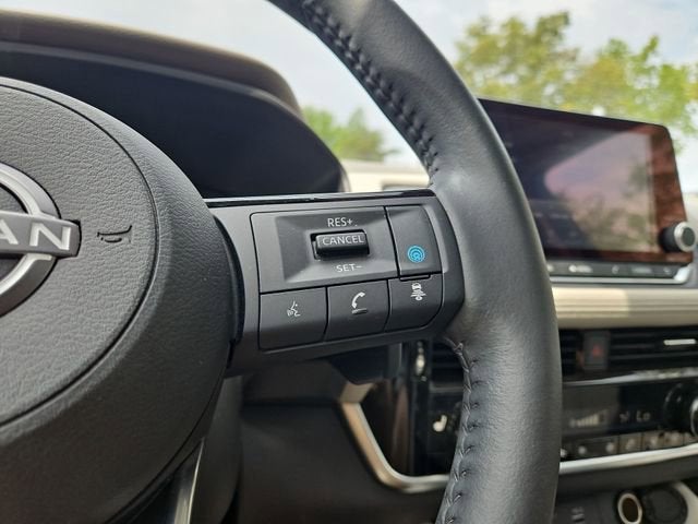 2023 Nissan Rogue SL FWD