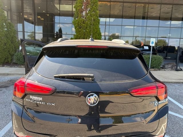 2022 Buick Encore GX Select