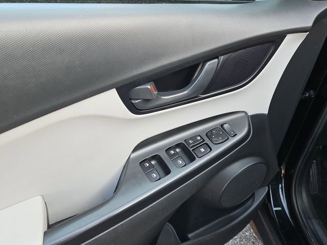 2022 Hyundai Kona SE