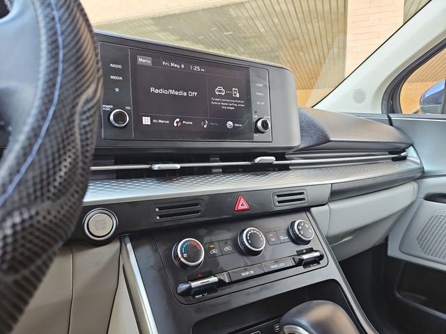 2022 Kia Carnival MPV LX Seat Package