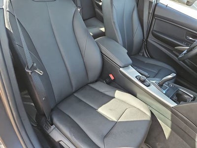 2016 BMW 320i 320i