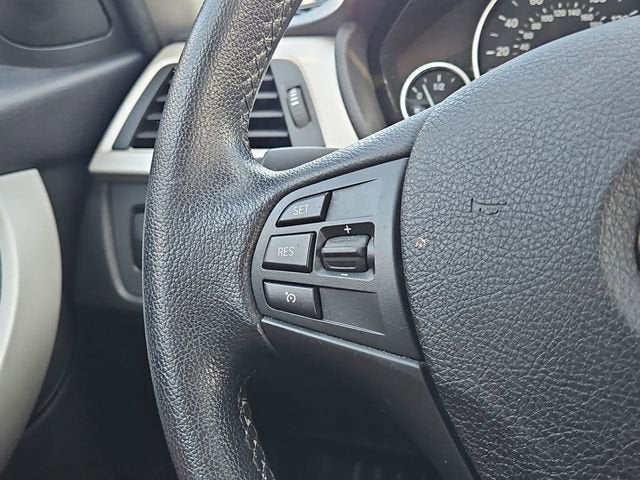 2016 BMW 320i 320i