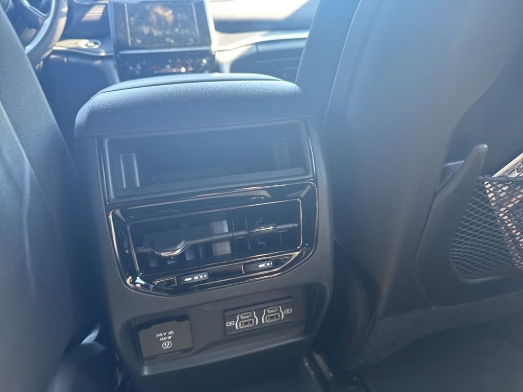 2025 Jeep Grand Cherokee Altitude 4x4