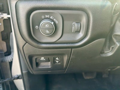 2022 RAM 1500 Big Horn Quad Cab 4x4 6'4" Box