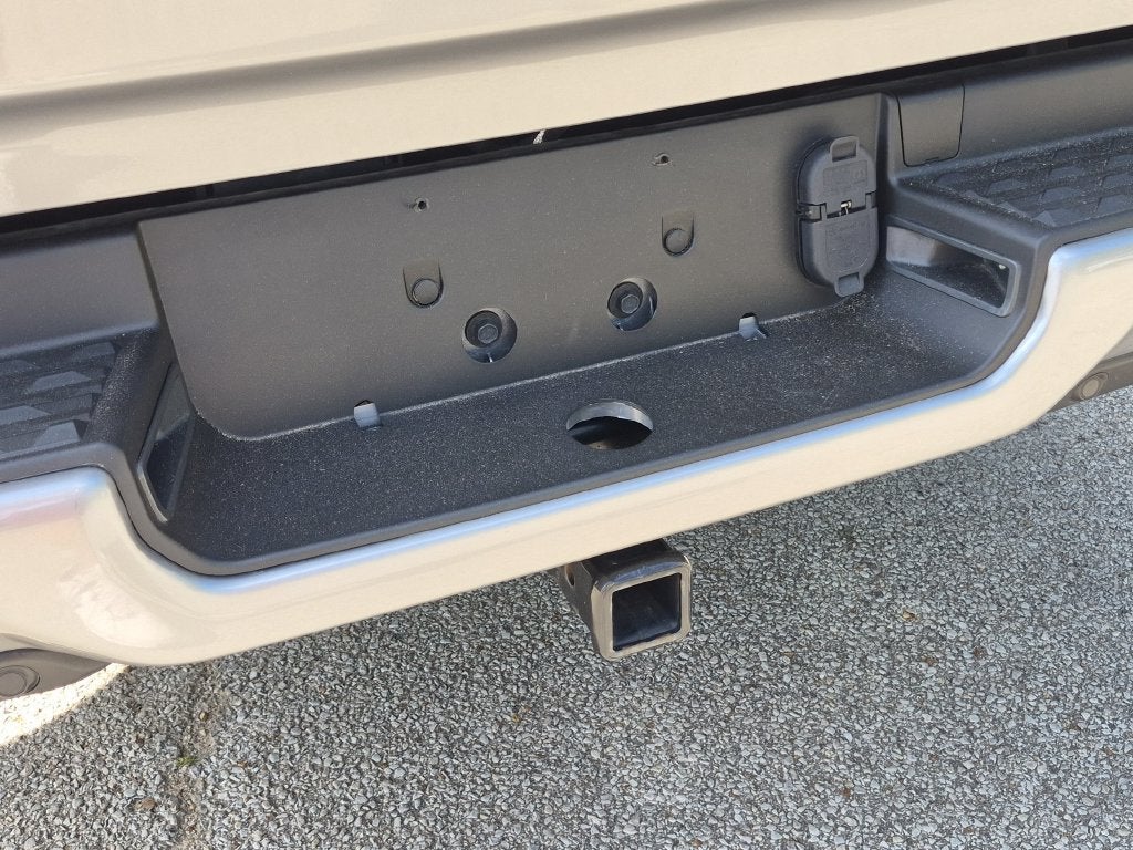 2022 RAM 1500 Big Horn Quad Cab 4x4 6'4" Box