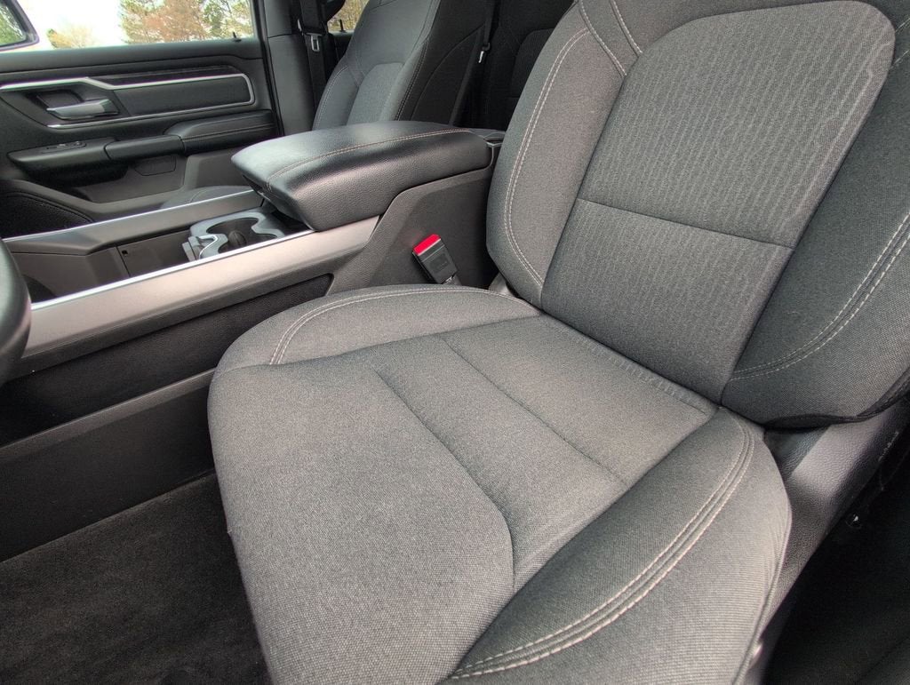 2022 RAM 1500 Big Horn Quad Cab 4x4 6'4" Box