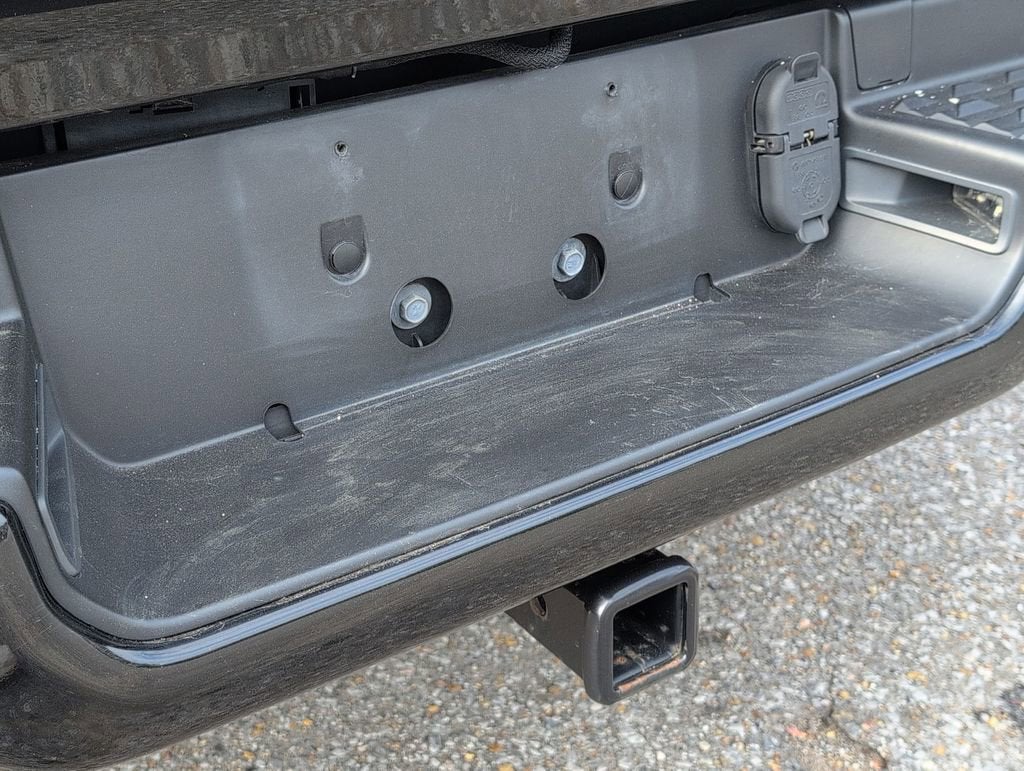 2022 RAM 1500 Big Horn Quad Cab 4x4 6'4" Box