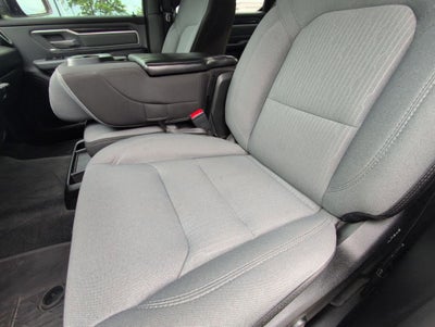 2021 RAM 1500 Big Horn Crew Cab 4x4 5'7" Box
