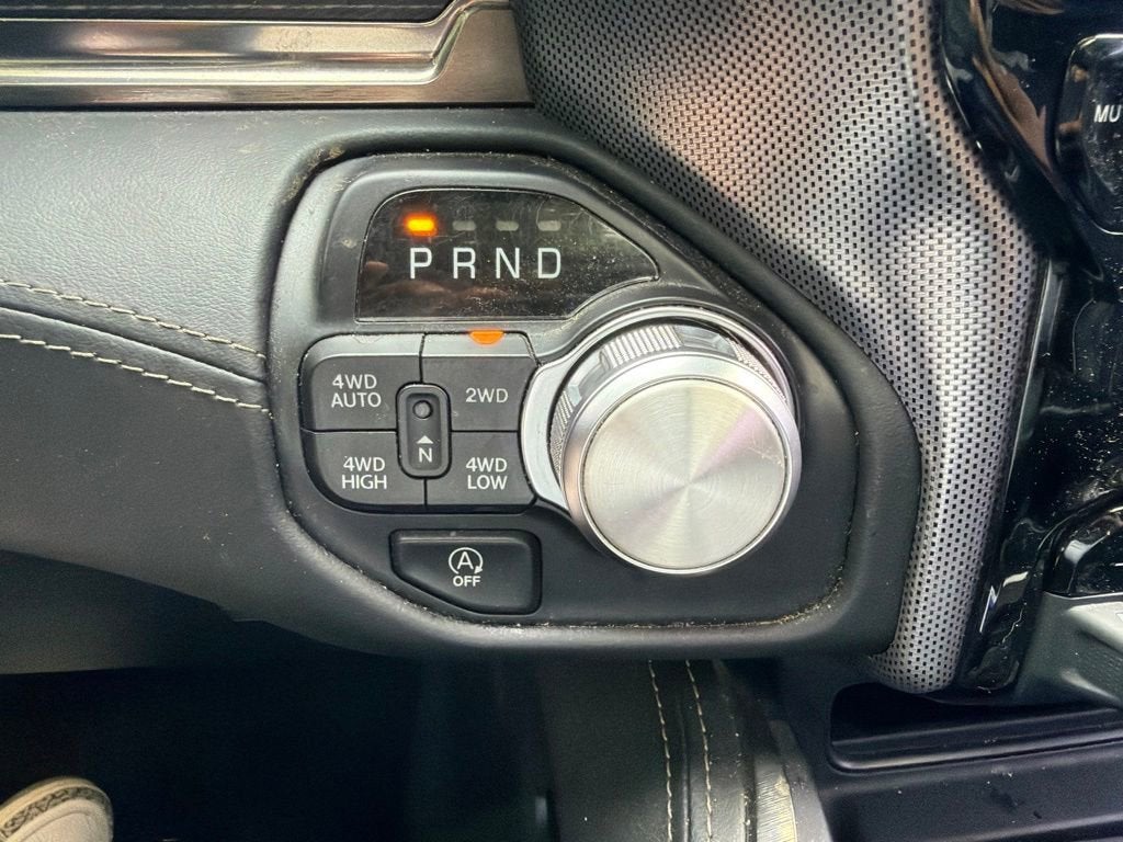 2021 RAM 1500 Limited Crew Cab 4x4 5'7" Box