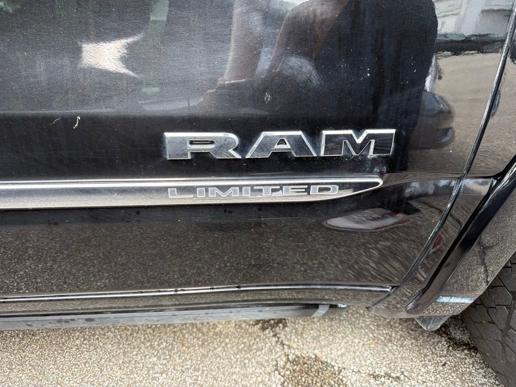 2021 RAM 1500 Limited Crew Cab 4x4 5'7" Box